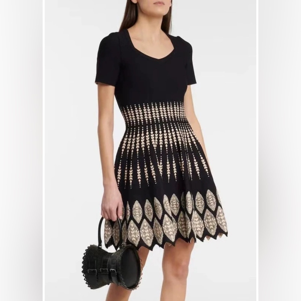 Black Ivory Geometric Jacquard Fit & Flare Mini Dress Size Small NWOT